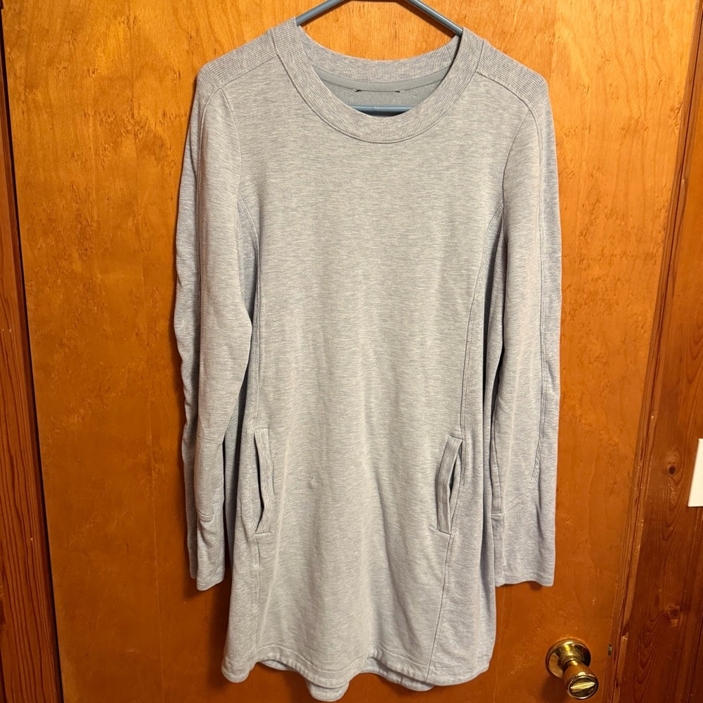 Athleta Heather Gray Long Sleeve Top medium